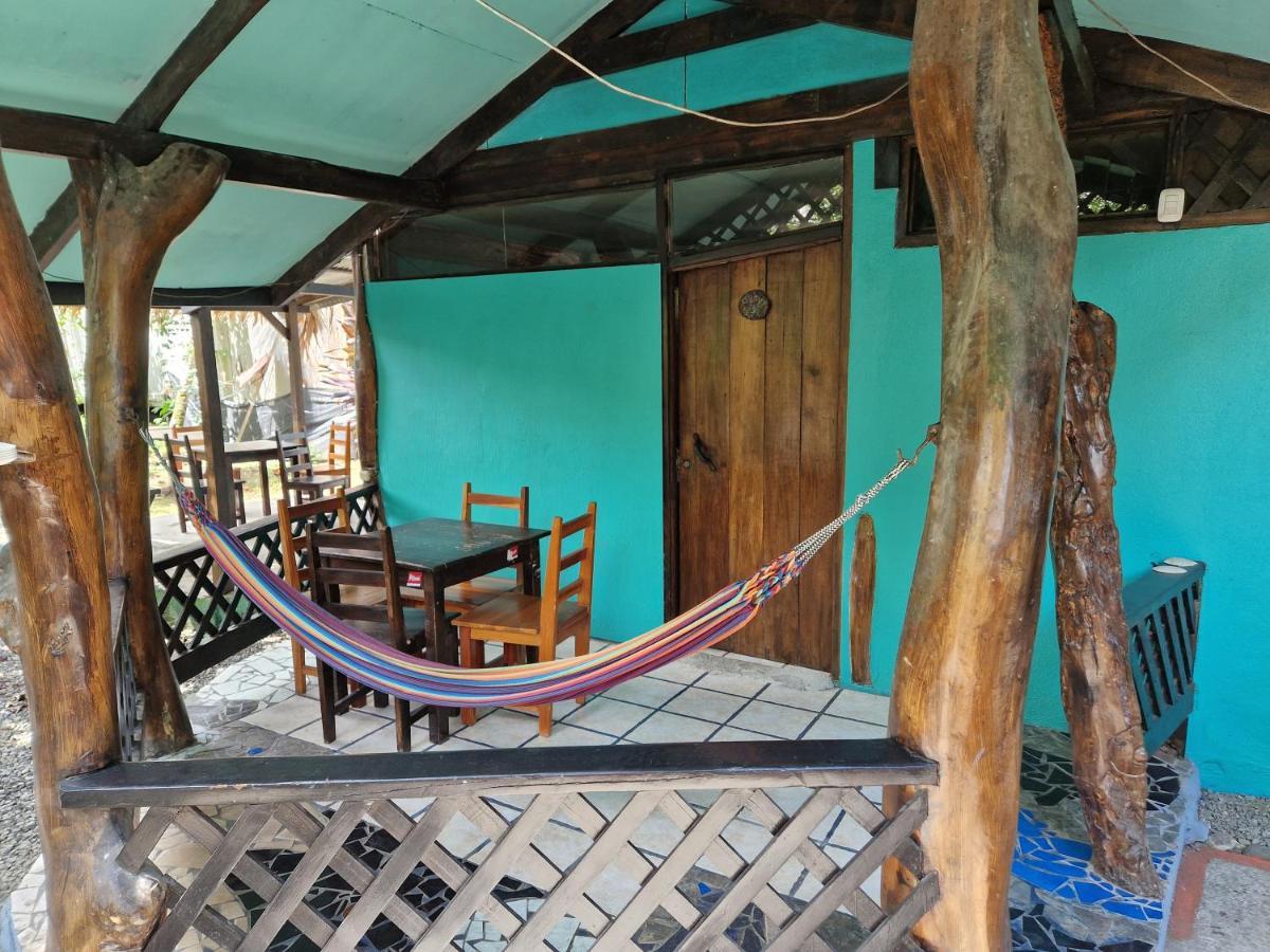 Playa Negra Brewing Beachfront Hotel Puerto Viejo de Talamanca Eksteriør billede