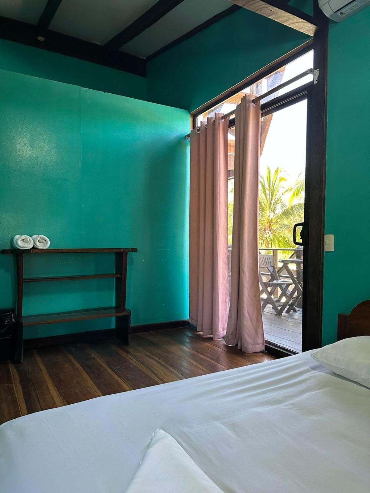 Playa Negra Brewing Beachfront Hotel Puerto Viejo de Talamanca Eksteriør billede